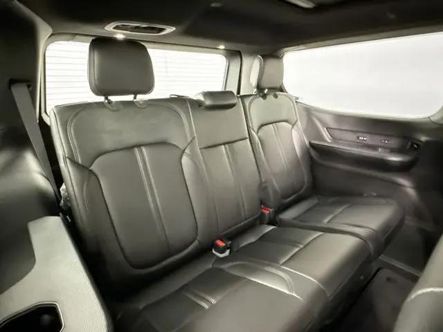 2026 Jeep Grand Wagoneer Upland