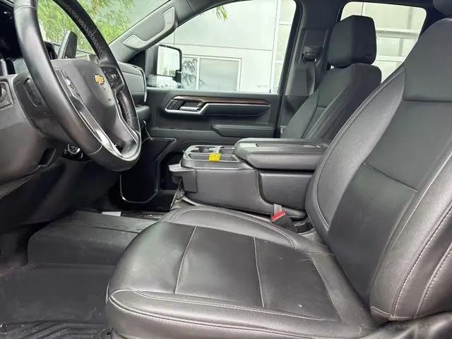 2024 Chevrolet Silverado 3500HD 4WD Double Cab Long Bed LT