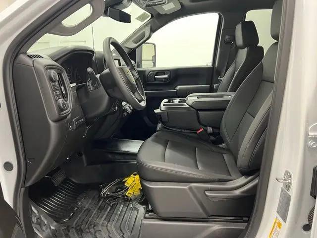 2026 Chevrolet Silverado 3500HD Crew Cab, Standard Bed, WT, 4WD