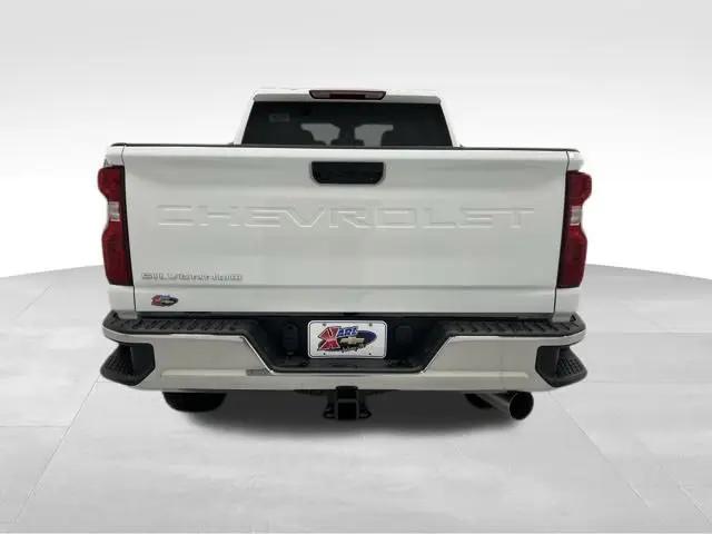 2026 Chevrolet Silverado 3500HD Crew Cab, Standard Bed, WT, 4WD