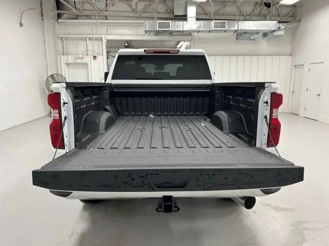 2026 Chevrolet Silverado 3500HD Crew Cab, Standard Bed, WT, 4WD