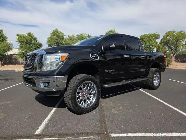 2017 Nissan Titan SV