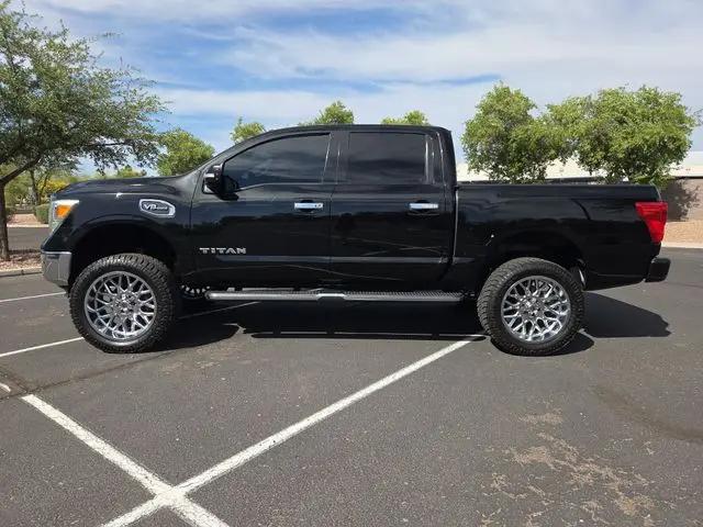 2017 Nissan Titan SV