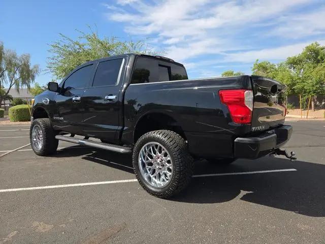 2017 Nissan Titan SV