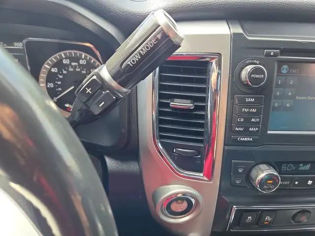 2017 Nissan Titan SV