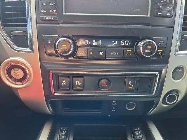 2017 Nissan Titan SV