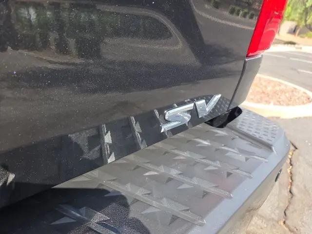 2017 Nissan Titan SV