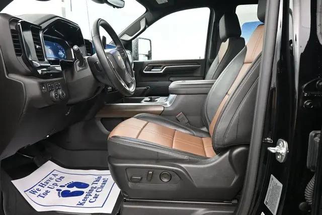 2025 Chevrolet Silverado 2500HD 4WD Crew Cab Standard Bed High Country