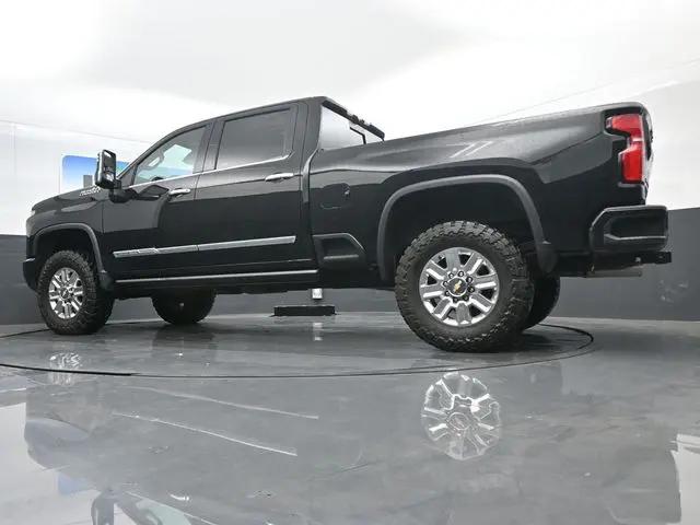 2025 Chevrolet Silverado 2500HD 4WD Crew Cab Standard Bed High Country