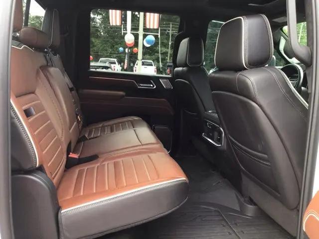 2025 GMC Sierra 3500HD 4WD Crew Cab Long Bed Denali Ultimate