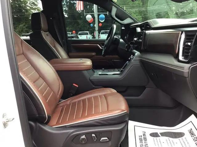 2025 GMC Sierra 3500HD 4WD Crew Cab Long Bed Denali Ultimate
