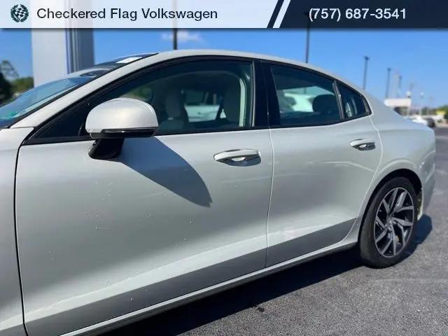 2020 Volvo S60 Momentum