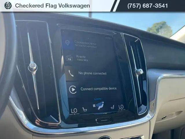 2020 Volvo S60 Momentum