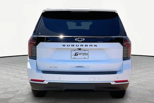 2026 Chevrolet Suburban LS, 4WD