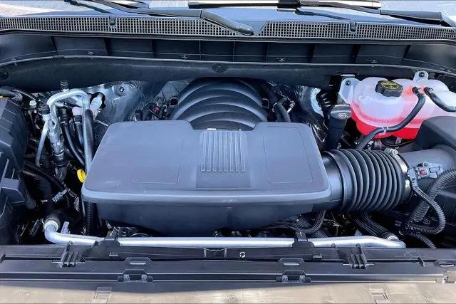 2026 Chevrolet Suburban LS, 4WD