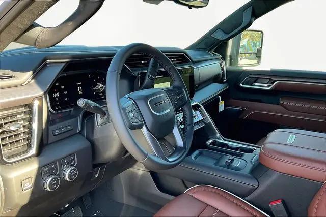 2026 GMC Sierra 2500HD Crew Cab, Standard Bed, Denali Ultimate, 4WD