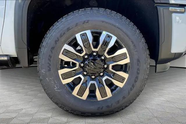 2026 GMC Sierra 2500HD Crew Cab, Standard Bed, Denali Ultimate, 4WD