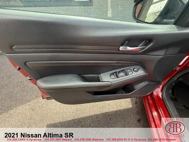 2021 Nissan Altima SR FWD