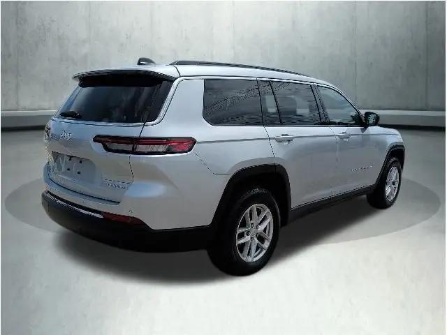 2024 Jeep Grand Cherokee L Laredo X 4x4