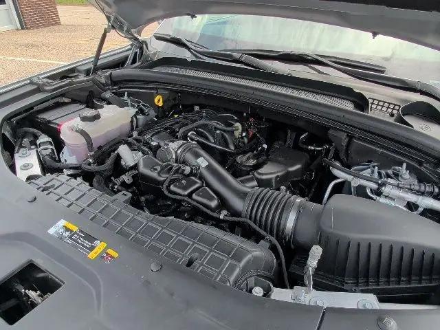 2024 Jeep Grand Cherokee L Laredo X 4x4