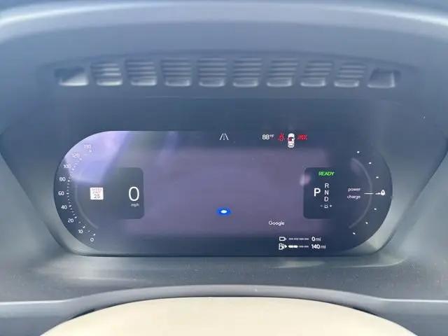2024 Volvo XC90 Recharge T8 Ultimate Bright Theme 7-Seater