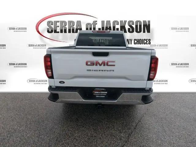 2024 GMC Sierra 1500 4WD Crew Cab Short Box Pro
