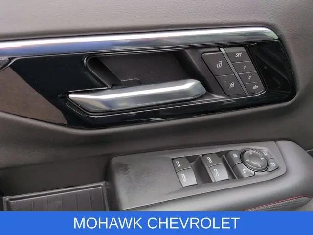 2025 Chevrolet Tahoe 4WD RST