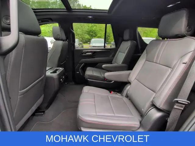 2025 Chevrolet Tahoe 4WD RST