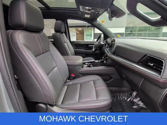 2025 Chevrolet Tahoe 4WD RST