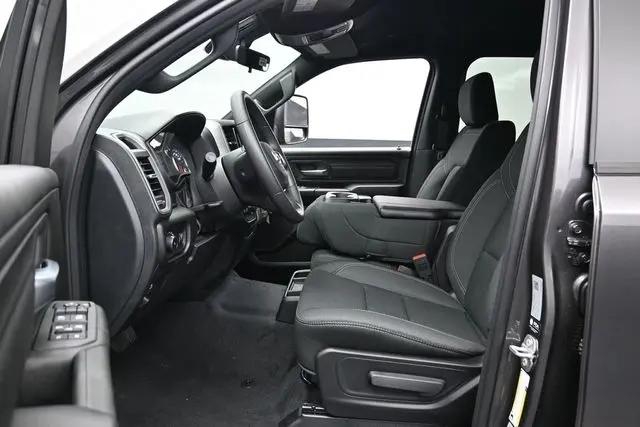 2026 Ram 1500 Tradesman Crew Cab 4x4 57 Box