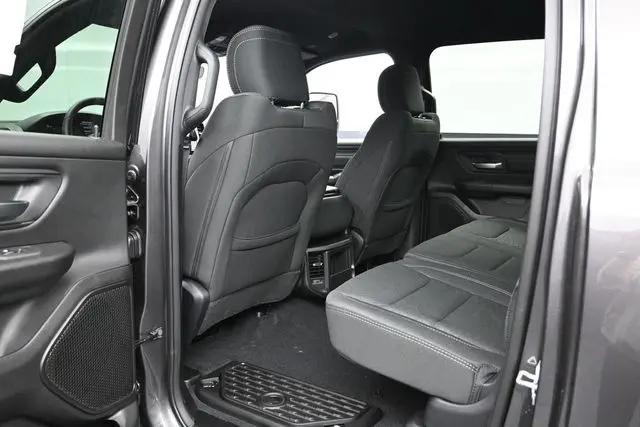 2026 Ram 1500 Tradesman Crew Cab 4x4 57 Box