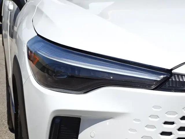 2026 Toyota Corolla Cross Hybrid XSE