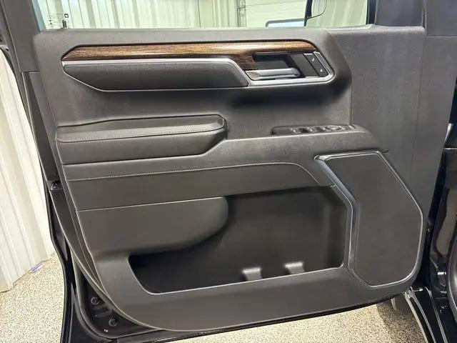 2023 GMC Sierra 1500 4WD Double Cab Standard Box Elevation with 3SB