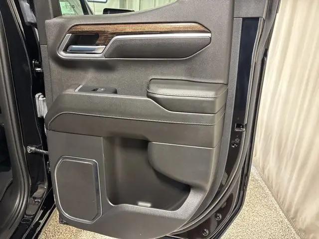 2023 GMC Sierra 1500 4WD Double Cab Standard Box Elevation with 3SB