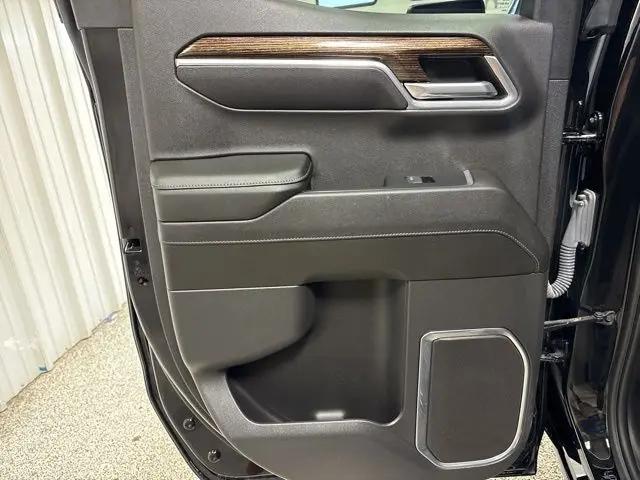 2023 GMC Sierra 1500 4WD Double Cab Standard Box Elevation with 3SB