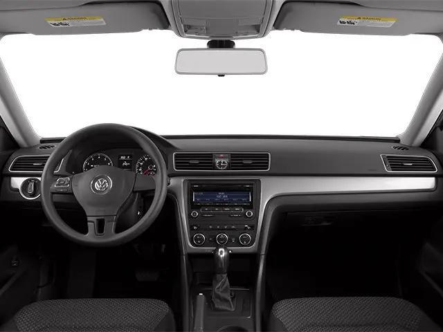 2014 Volkswagen Passat 1.8T S