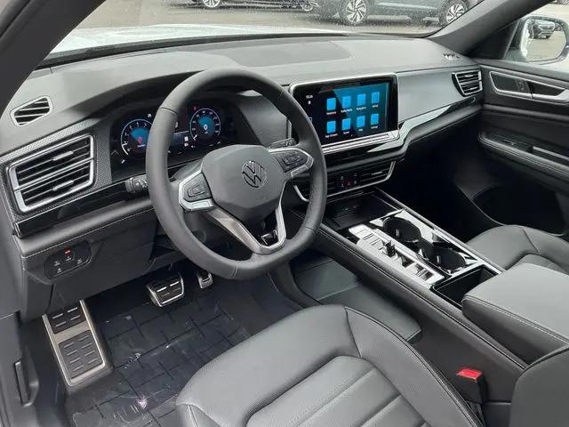 2026 Volkswagen Atlas Cross Sport SEL R-Line Black