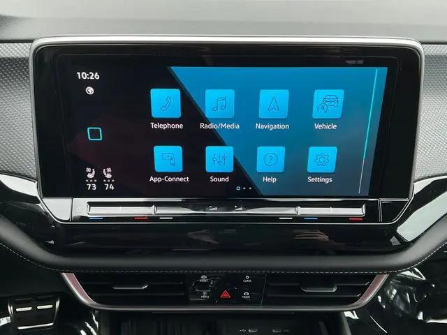 2026 Volkswagen Atlas Cross Sport SEL R-Line Black