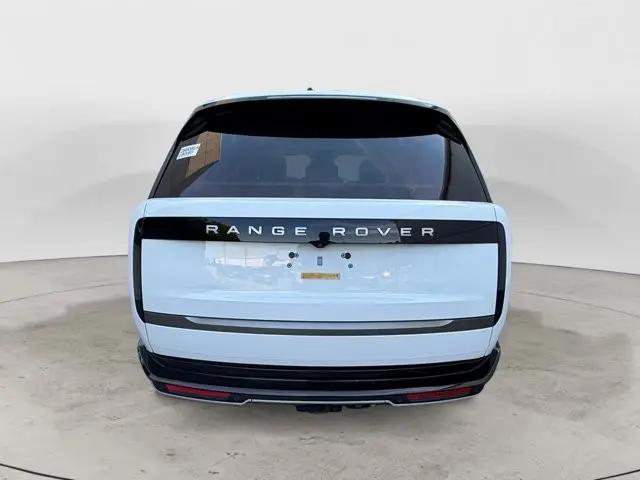 2025 Land Rover Range Rover P530 SE