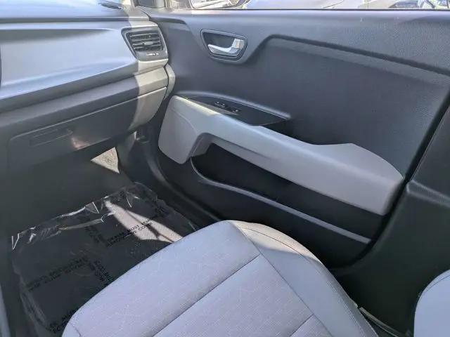 2022 Kia Rio S