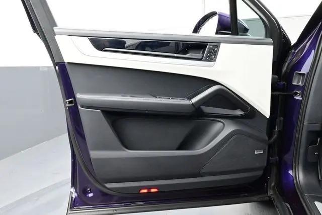 2024 Porsche Cayenne E-Hybrid Cayenne E-Hybrid