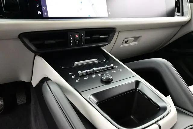 2024 Porsche Cayenne E-Hybrid Cayenne E-Hybrid