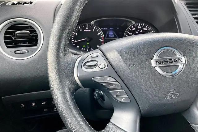 2013 Nissan Pathfinder Platinum