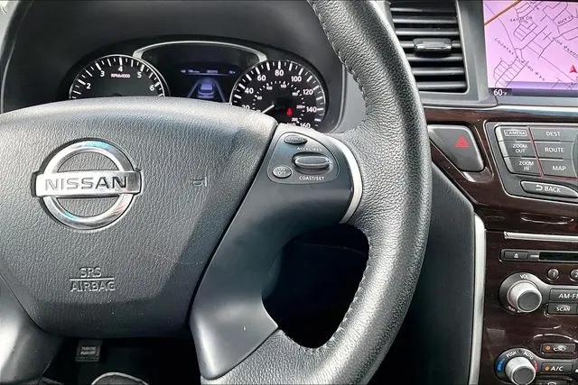 2013 Nissan Pathfinder Platinum
