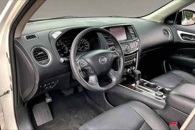 2013 Nissan Pathfinder Platinum