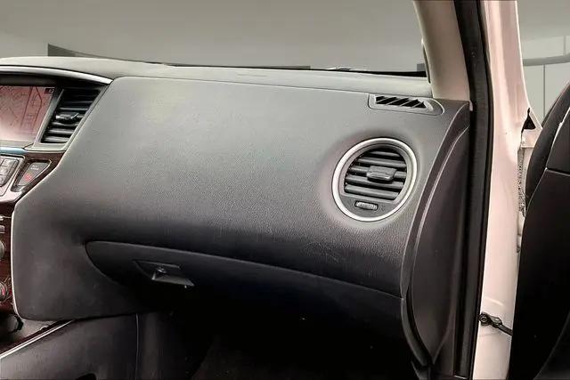 2013 Nissan Pathfinder Platinum