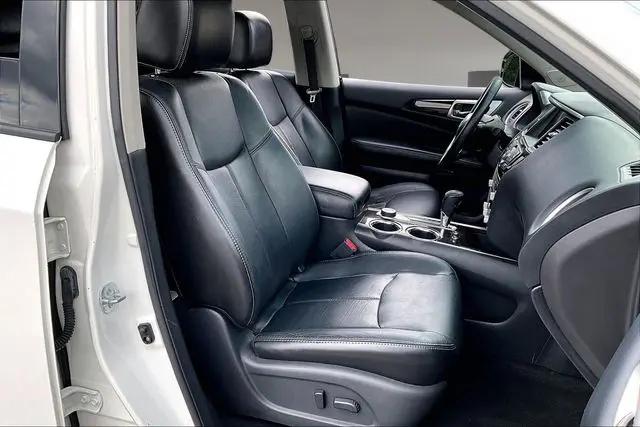 2013 Nissan Pathfinder Platinum