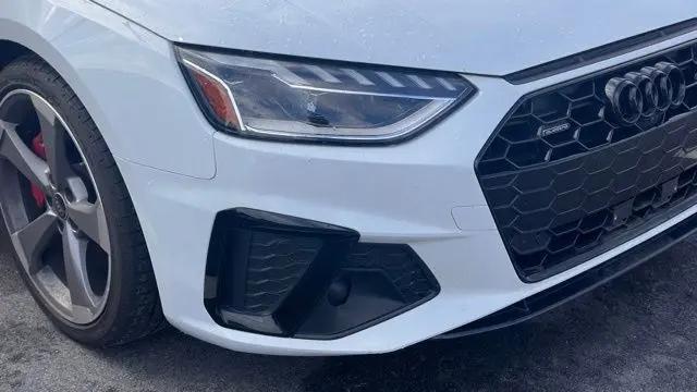 2024 Audi A4 Premium Plus 45 TFSI S line quattro S tronic