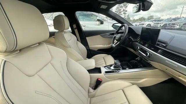 2024 Audi A4 Premium Plus 45 TFSI S line quattro S tronic
