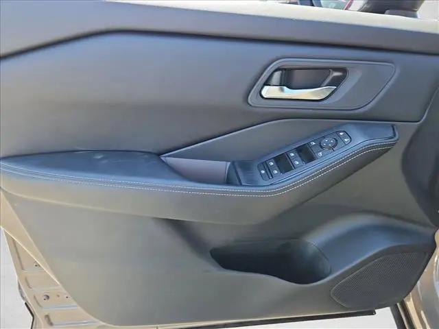 2024 Nissan Rogue SV FWD